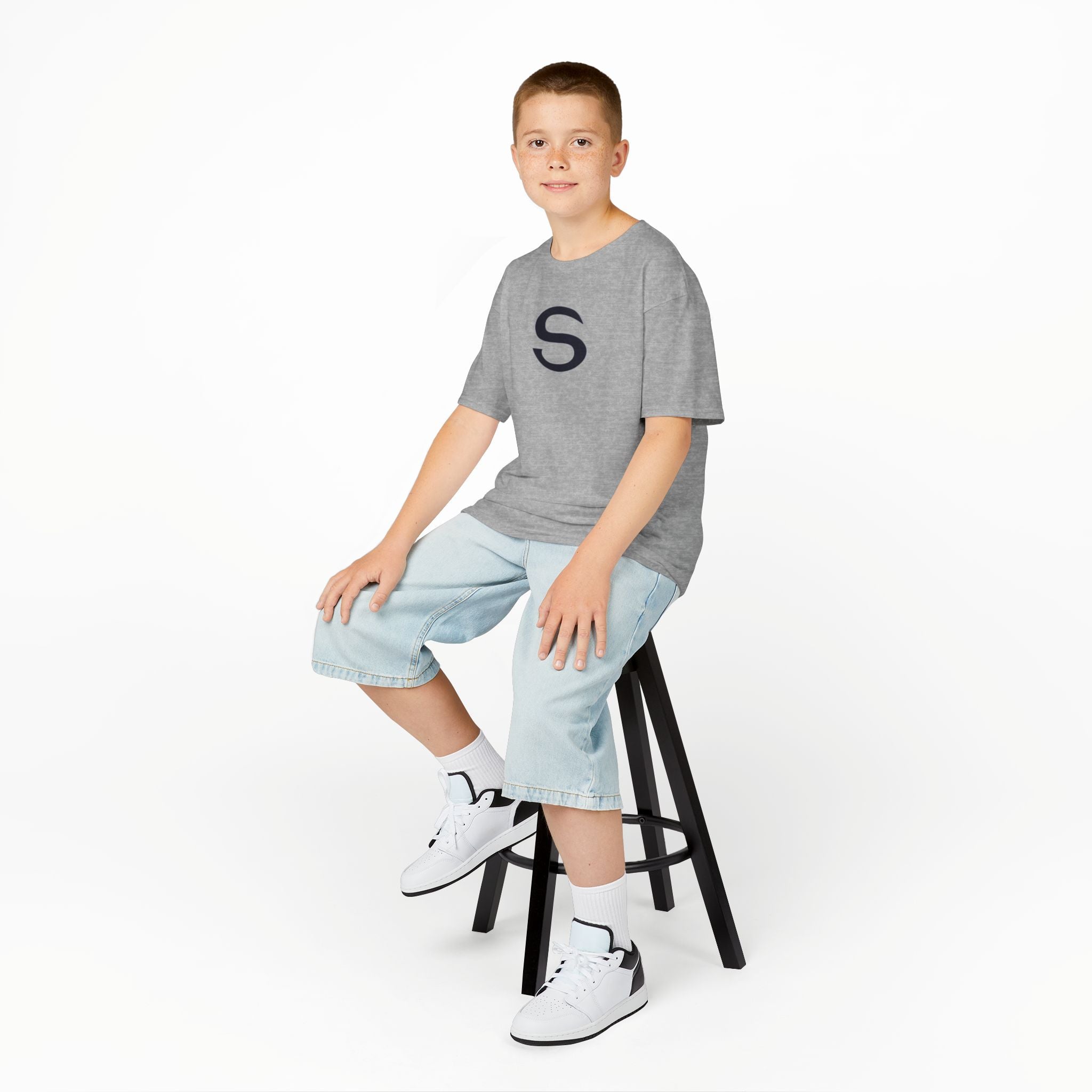 Youth Stingers S Logo Graphic Short Sleeve Gildan Heavy Tee