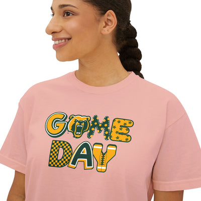 Women's Bruin Game Day Graphic Boxy Crop Short Sleeve Tee