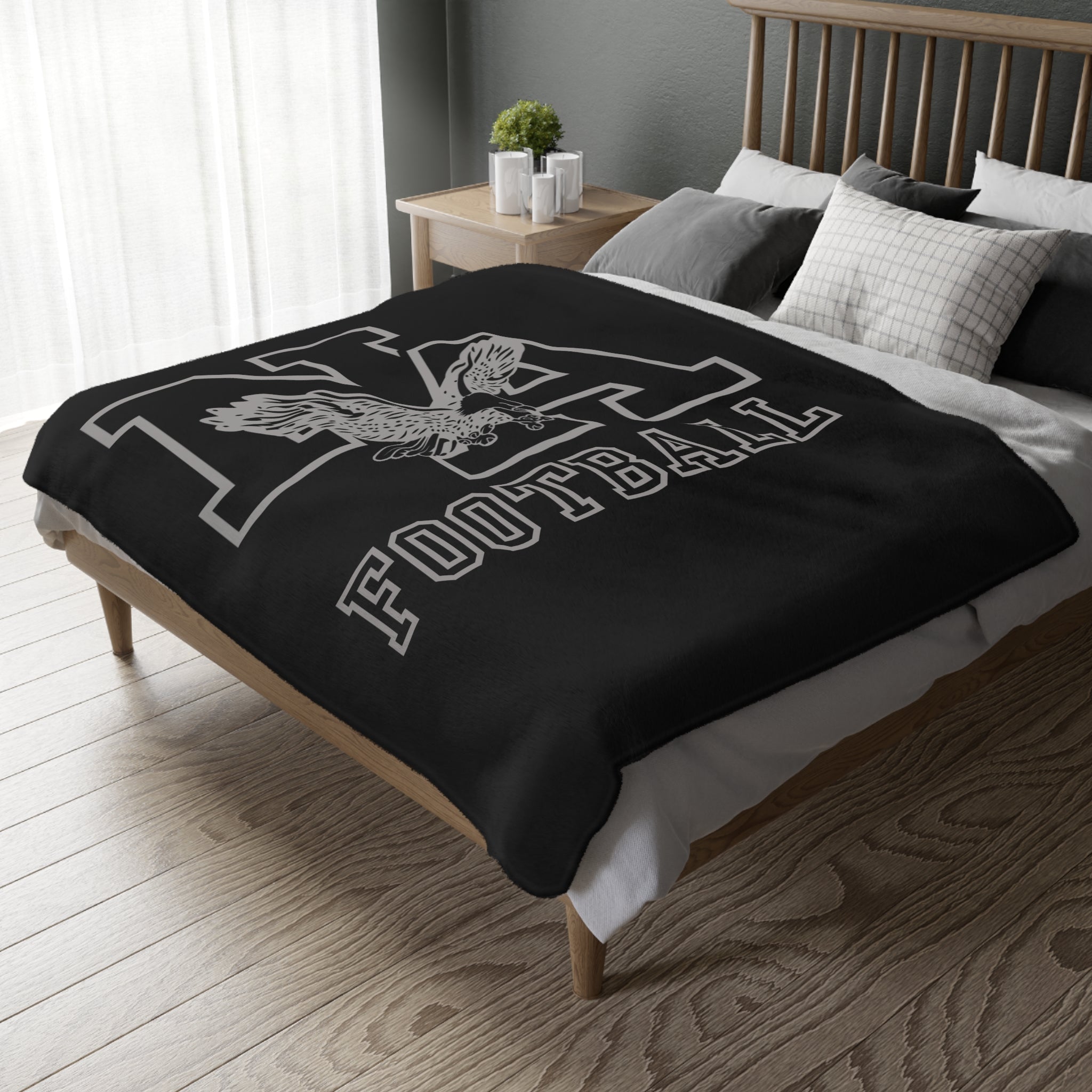 New Albany Black and White Vintage Fighting Eagle Graphic Super Soft Velveteen Microfiber Blanket (Two-sided print)